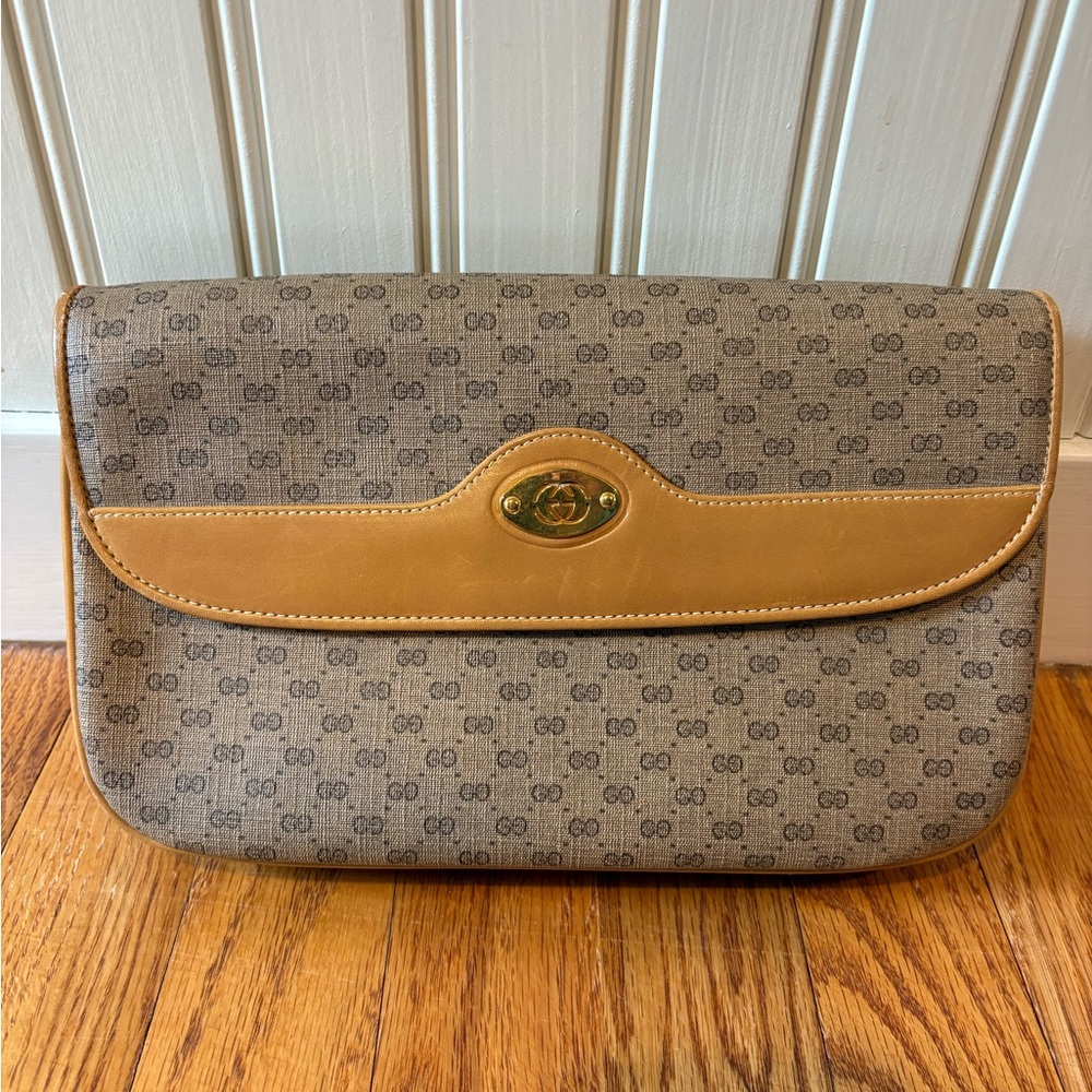Vintage Gucci Clutch